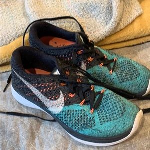 Nike flyknit lunar 3